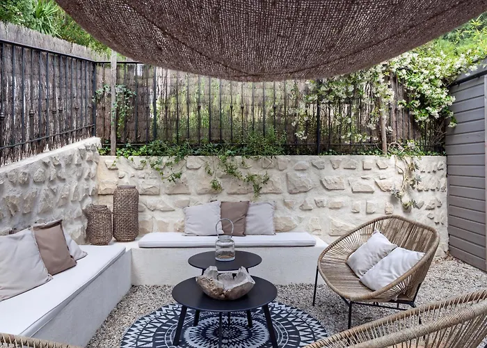 Bastide Nomade - Guest House